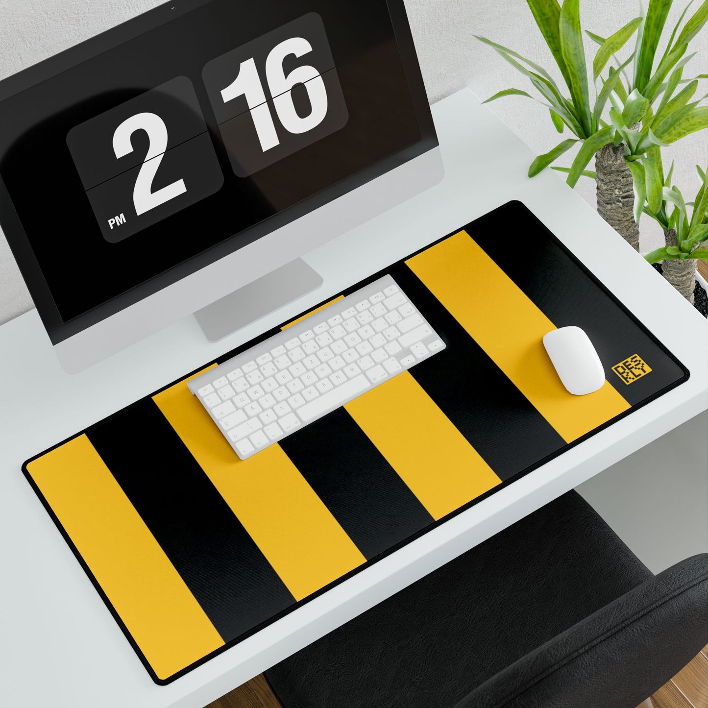Bee Desk Mat